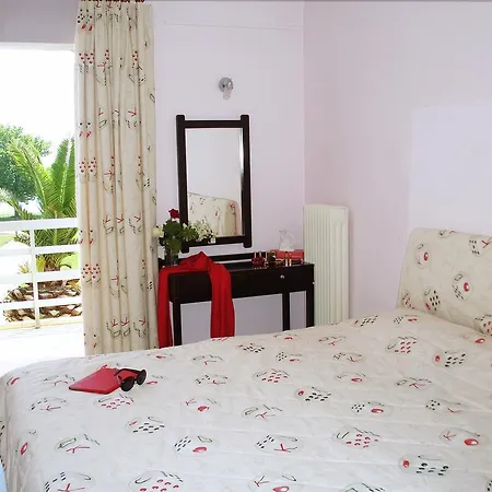 Guest house Florakis