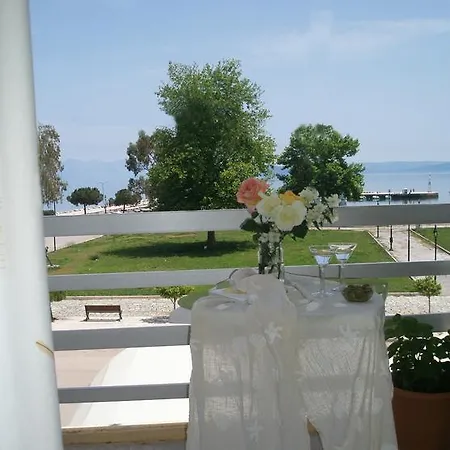 Florakis Guest house